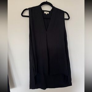 Aritzia Wilfred 100% Silk Nuit Sleeveless Blouse